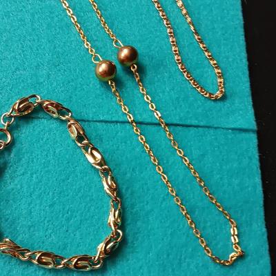 GOLD-TONE COSTUME JEWELRY