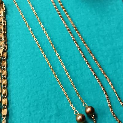 GOLD-TONE COSTUME JEWELRY