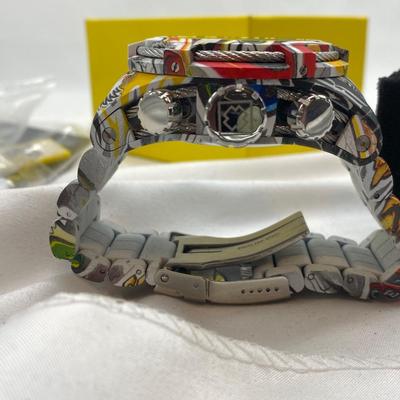 LIKE NEW INVICTA MEN’S WATCH BOLT ZEUS MODEL 30065 GRAFFITI STYLE
