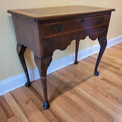 Queen Anne Style Lowboy Single Drawer Table (LR-EL)