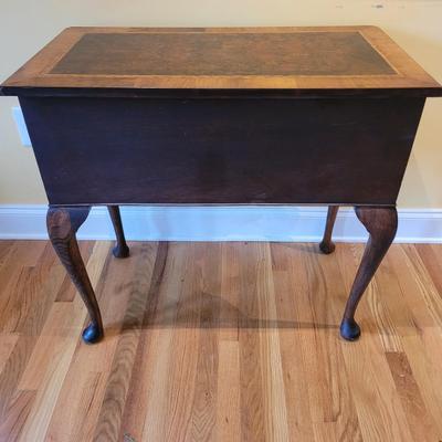 Queen Anne Style Lowboy Single Drawer Table (LR-EL)
