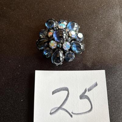 Beautiful Vintage Blue Brooch