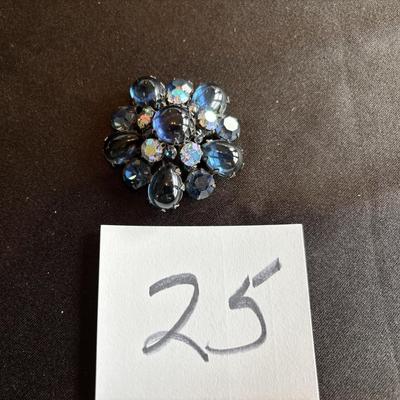 Beautiful Vintage Blue Brooch