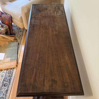 Entry Table with Mahogany Finish (GB-BM)