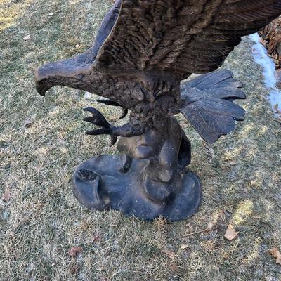 BEAUTIFUL ALUMINUM EAGLE STATUE