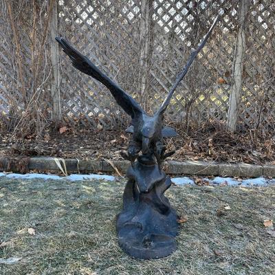 BEAUTIFUL ALUMINUM EAGLE STATUE