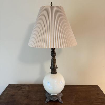 Brass and White Globe Table Lamp (UB-BM)