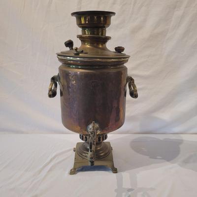 Two Samovars (LR-EL)