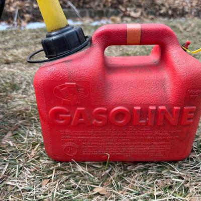 STIHL BG55 AND CRAFTSMAN LEAF BLOWERS “FOR PARTS ONLY” WITH GAS CONTAINER