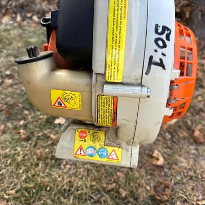 STIHL BG55 AND CRAFTSMAN LEAF BLOWERS “FOR PARTS ONLY” WITH GAS CONTAINER