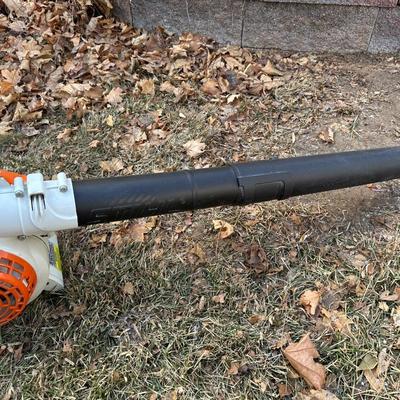 STIHL BG55 AND CRAFTSMAN LEAF BLOWERS “FOR PARTS ONLY” WITH GAS CONTAINER