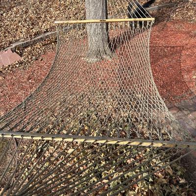 THE ORIGINAL PAWLEYS ISLAND HAND CRAFTED ROPE HAMMOCK