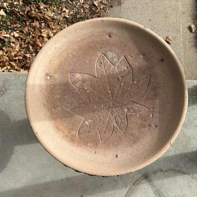 BEAUTIFUL 2 PIECE CONCRETE AND STONE BIRD BATH