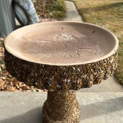 BEAUTIFUL 2 PIECE CONCRETE AND STONE BIRD BATH