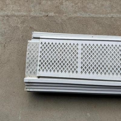 28 RAIN/LEAF GUTTER GUARDS