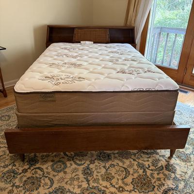 Mid-Century Modern Full Bed Frame (GB-BM)