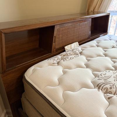 Mid-Century Modern Full Bed Frame (GB-BM)