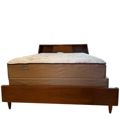Mid-Century Modern Full Bed Frame (GB-BM)