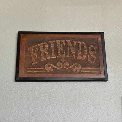WALL DECOR