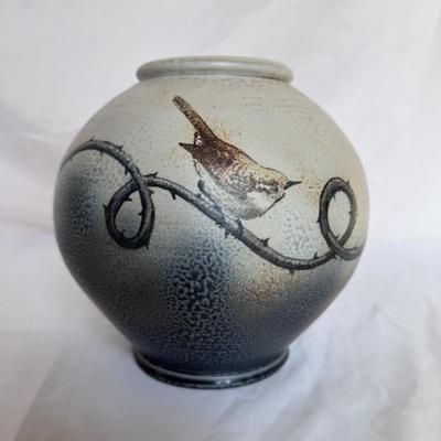 Charlie Tefft Pottery Ceramic Vase w/ Bird Design (DR-DZ)