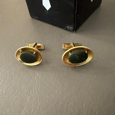 CUFF LINKS, TIE AND STAG LAPEL PIN