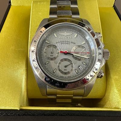 INVICTA MEN’S SPEEDWAY 39.5 MM WATCH