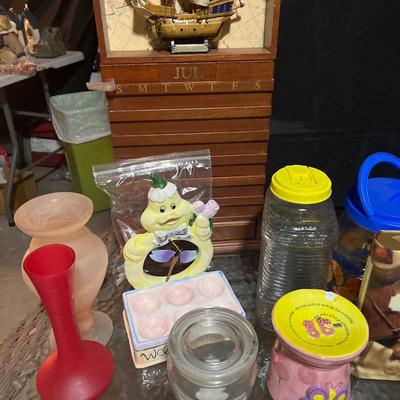 Red Wing beater crock, misc kitchen & decor