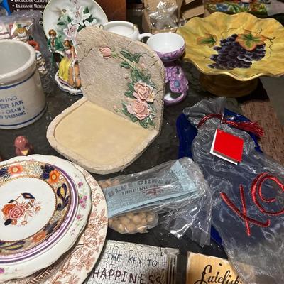 Red Wing beater crock, misc kitchen & decor