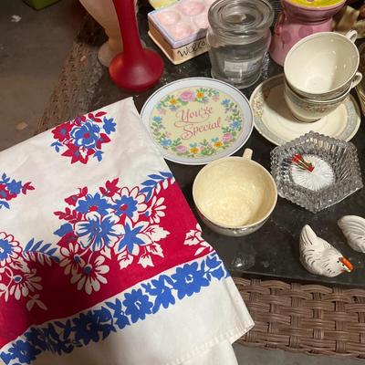 Red Wing beater crock, misc kitchen & decor