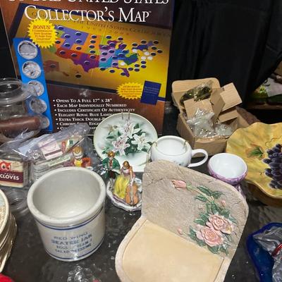 Red Wing beater crock, misc kitchen & decor