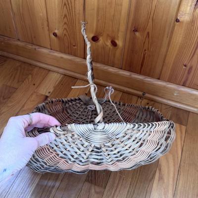 Ten Woven Buttocks Baskets (DR-DZ)