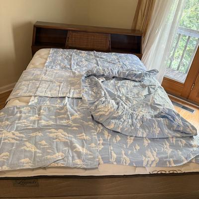 Full Size Bedding, Pillows and More! (GB-BM)