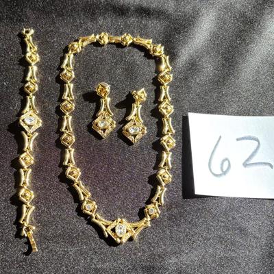 Beautiful Gold Tone Set