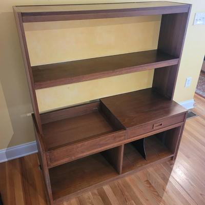 MCM Expandable Wooden Turntable Cabinet (LR-EL)