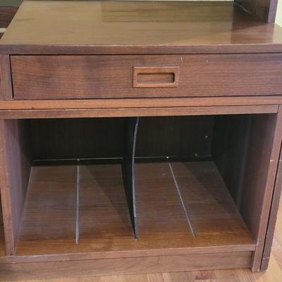 MCM Expandable Wooden Turntable Cabinet (LR-EL)