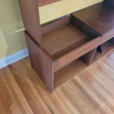 MCM Expandable Wooden Turntable Cabinet (LR-EL)