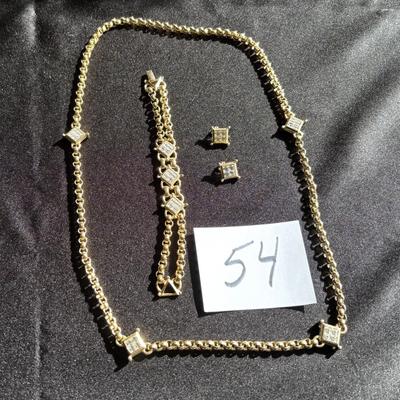 Beautiful Gold Tone Set