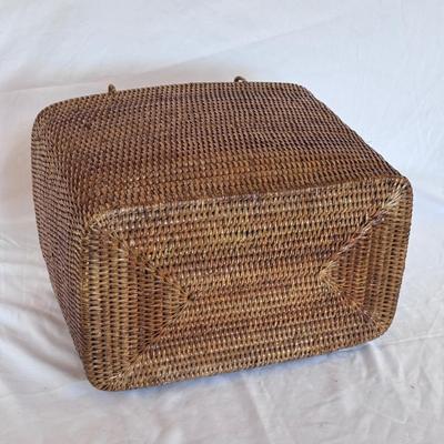 Stair Step Basket, Lidded Basket, and More (DR-DZ)