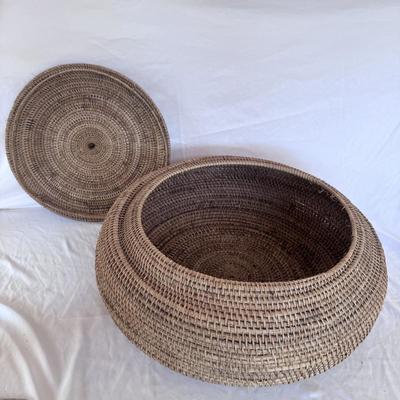Stair Step Basket, Lidded Basket, and More (DR-DZ)