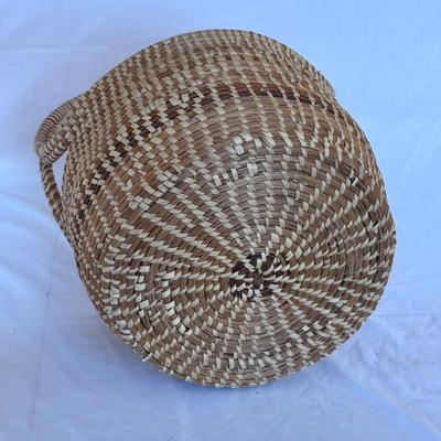 Stair Step Basket, Lidded Basket, and More (DR-DZ)