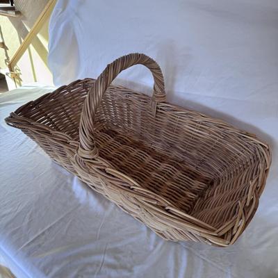 Wicker Baskets Galore (DR-DZ)