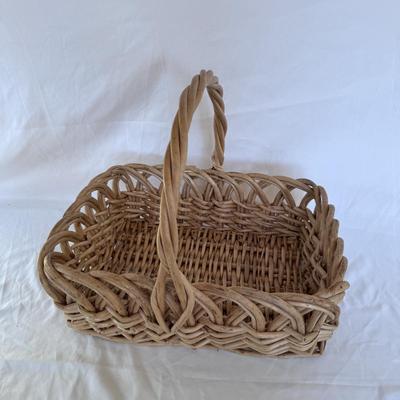 Wicker Baskets Galore (DR-DZ)