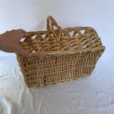 Wicker Baskets Galore (DR-DZ)