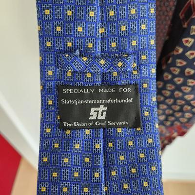 Large Lot of Men's Ties