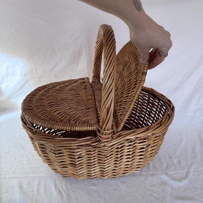 Four Picnic Baskets (DR-DZ)