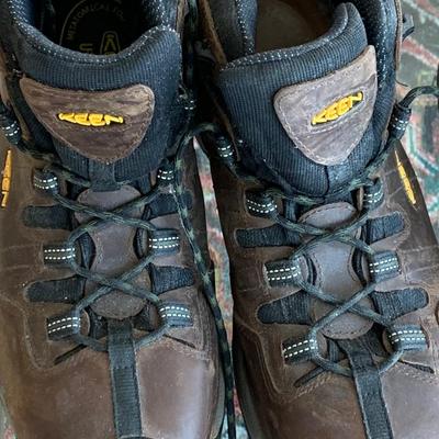 Sketchers / Keen Men’s Boots Lot