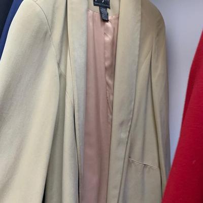 Women’s Clothing Lot