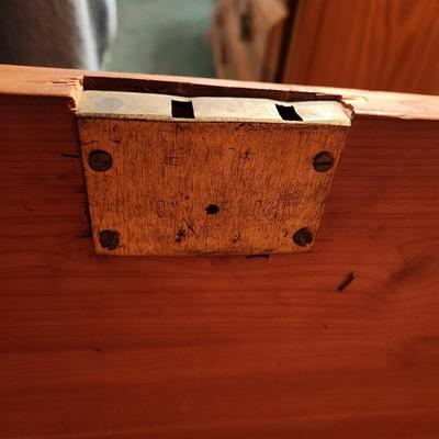 Vintage Large Cedar Chest 44x22x21H