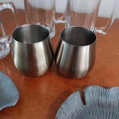 GLASS BEER MUGS AND METAL CUPS PLUS 2 METAL SERVING LEAVES