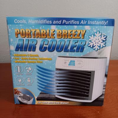 ELECTRIC LUNCHBOX AND PORTABLE BREEZY AIR COOLER